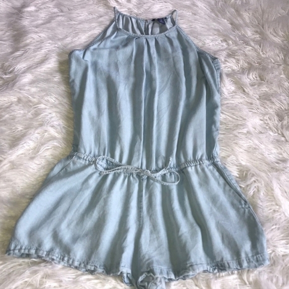GAP Chambray Denim Light Blue Romper Women's Medium M Halter Neck Sleeveless - Picture 2 of 7